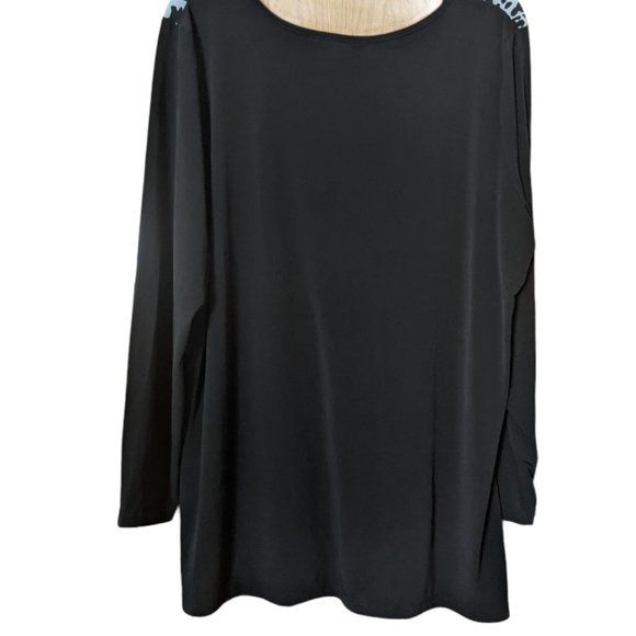 Susan Graver Front Print/Solid Back Long Sleeve - Picture 4 of 11